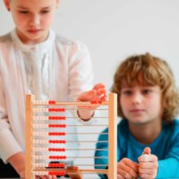 Counting frame up to 100 pupils